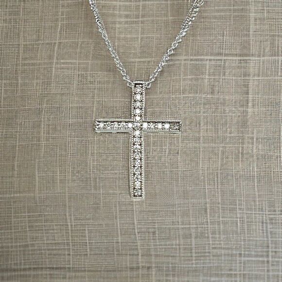 Natural Diamond Cross Pendant with Chain 17" 14k W Gold 0.25 CT Certified 307922 - Picture 3 of 15